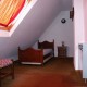 s�sz�ll�s: Petit Tibet residence